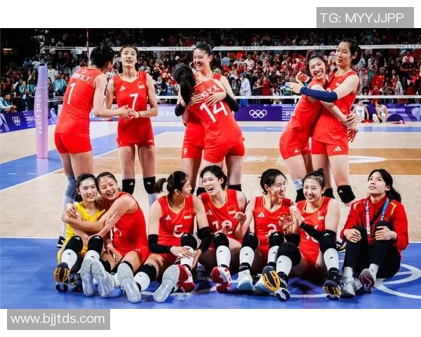 成都排球队总决赛精彩配合展现团队精神与默契之美