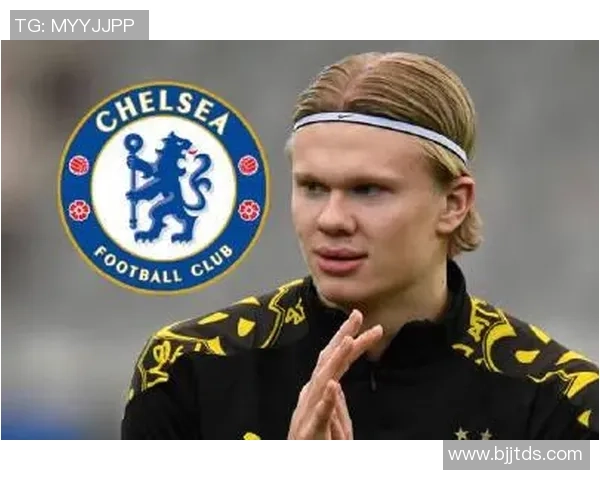 足球明星出场绿布背后的故事与魅力揭秘