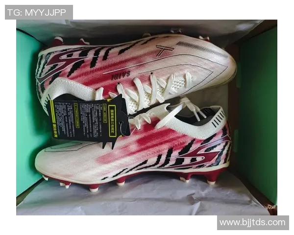 足球明星的专用足球揭秘以及他们选择的品牌和型号分析