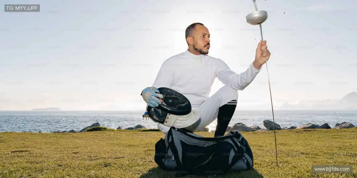 🎁【周边商城】限量潮品,把偶像的荣耀穿在身上!